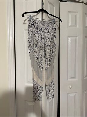 High-Waist women’s White & Navy Floral Leggings with Sheer Panels